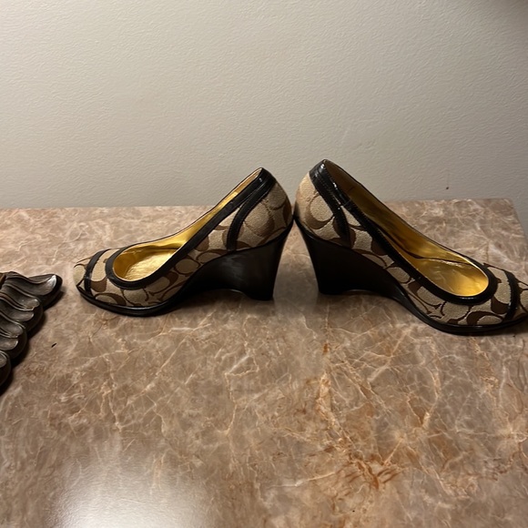 Coach wedges - Picture 3 of 4